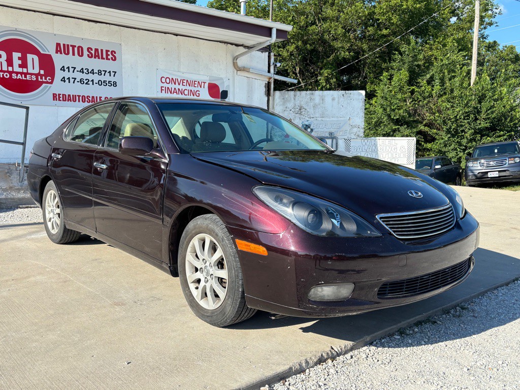 2004 Lexus ES Image 2