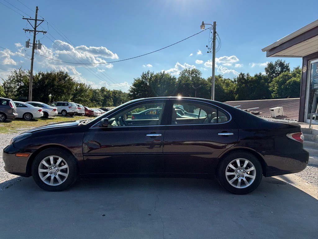 2004 Lexus ES Image 4