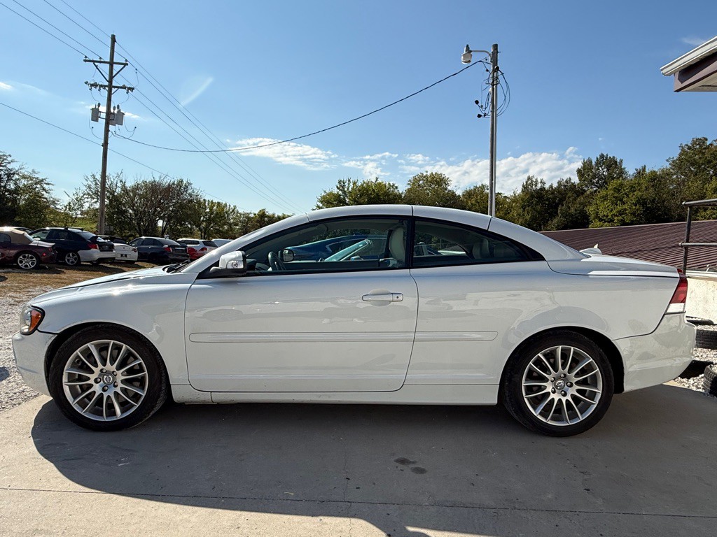 2009 Volvo C70 Image 16