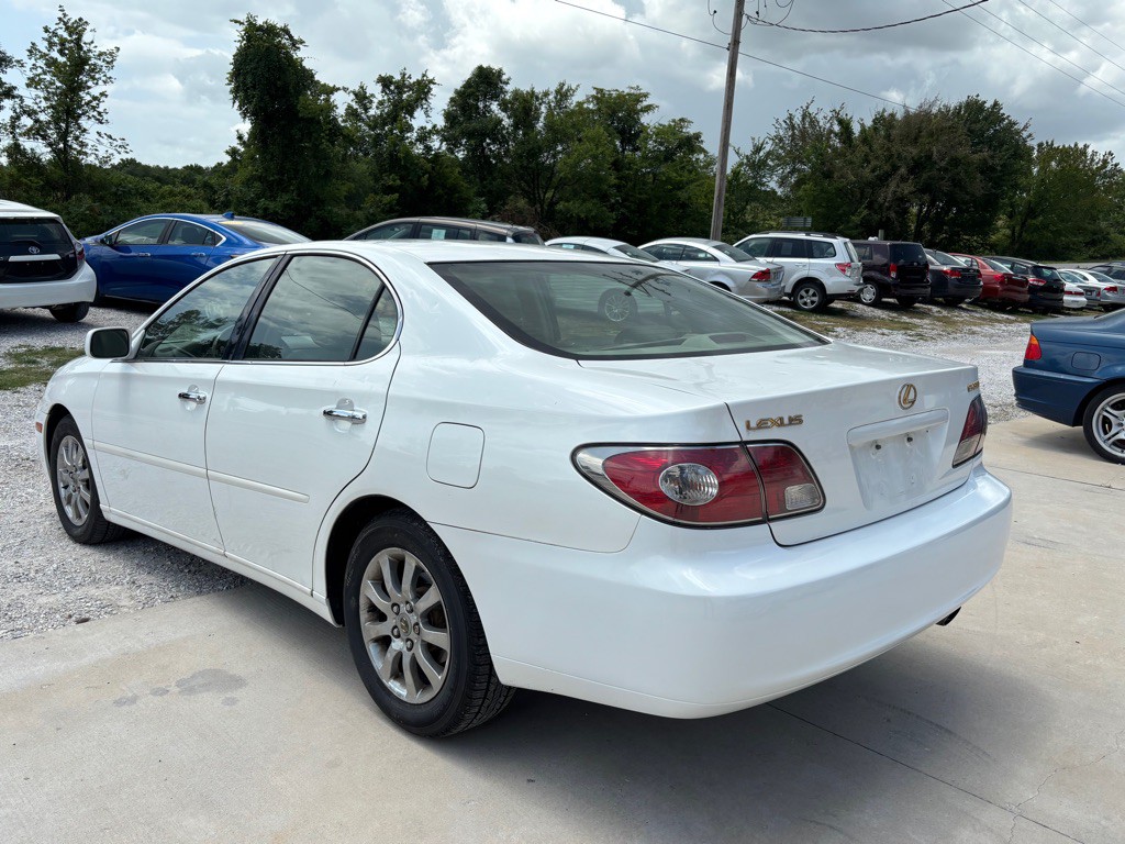 2003 Lexus ES Image 6