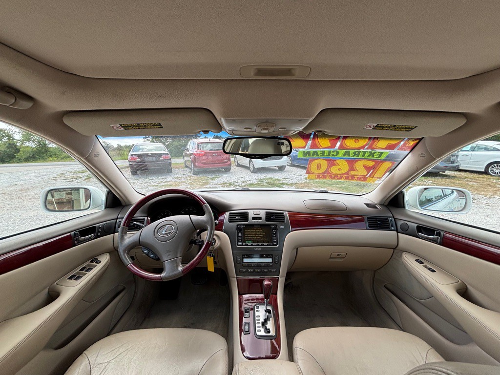 2003 Lexus ES Image 14