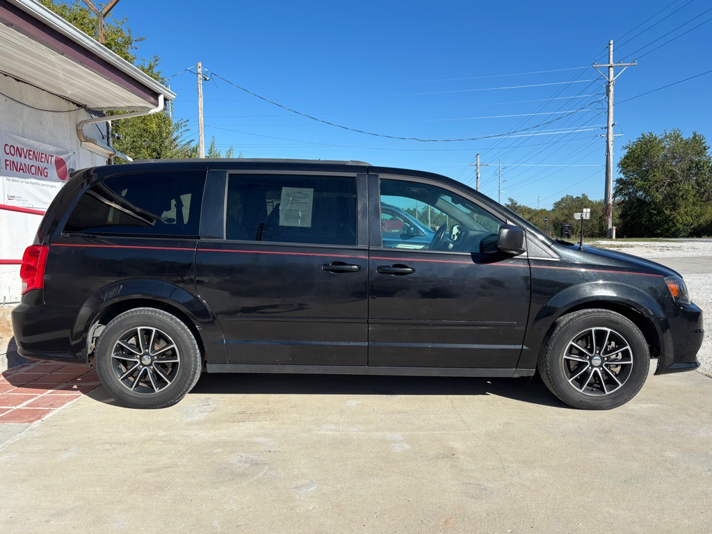 2017 Dodge Grand Caravan Image 5