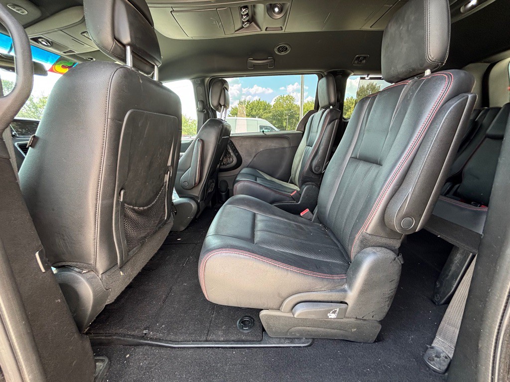 2017 Dodge Grand Caravan Image 11