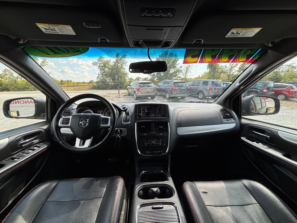 2017 Dodge Grand Caravan Image 17