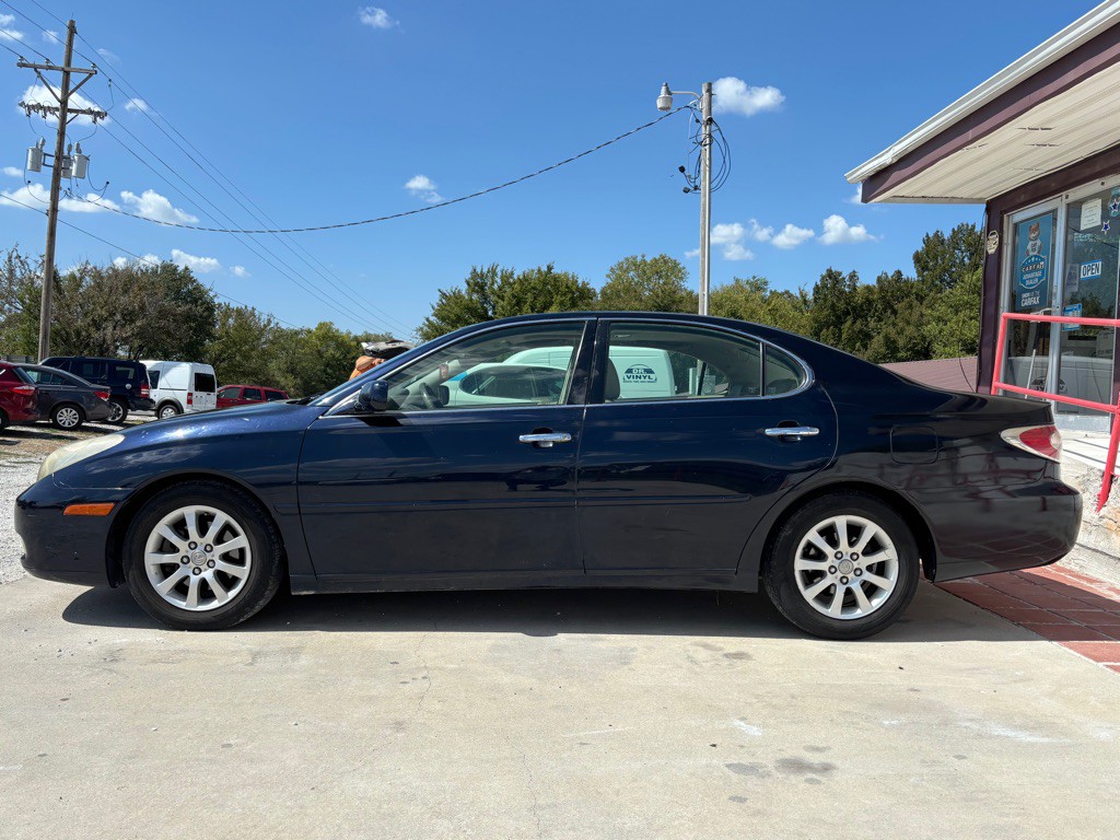 2002 Lexus ES Image 4