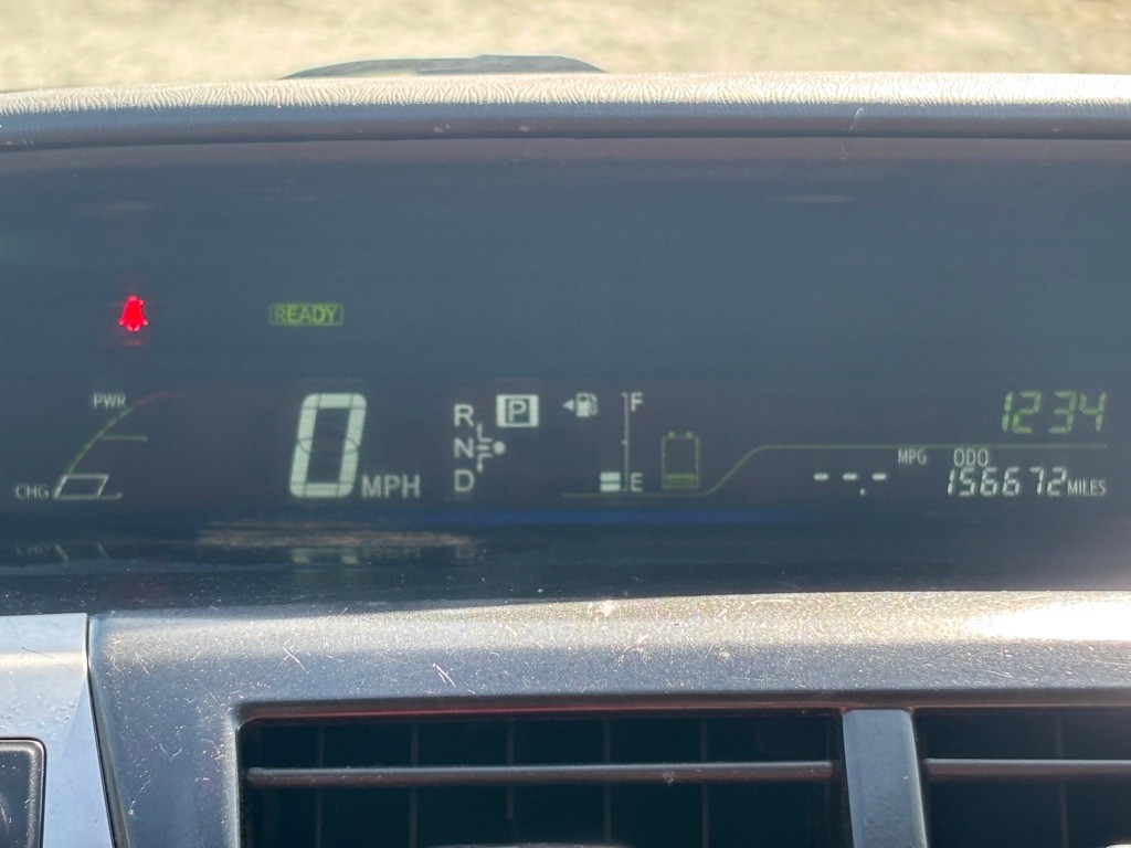 2013 Toyota Prius Image 16