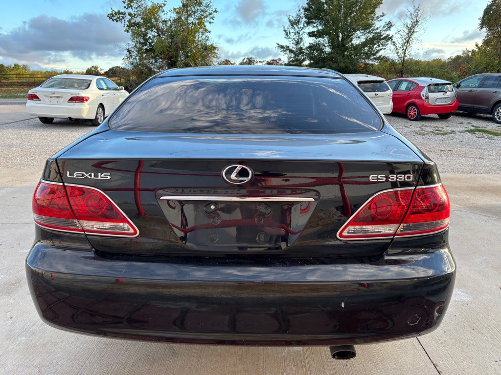 2005 Lexus ES Image 3