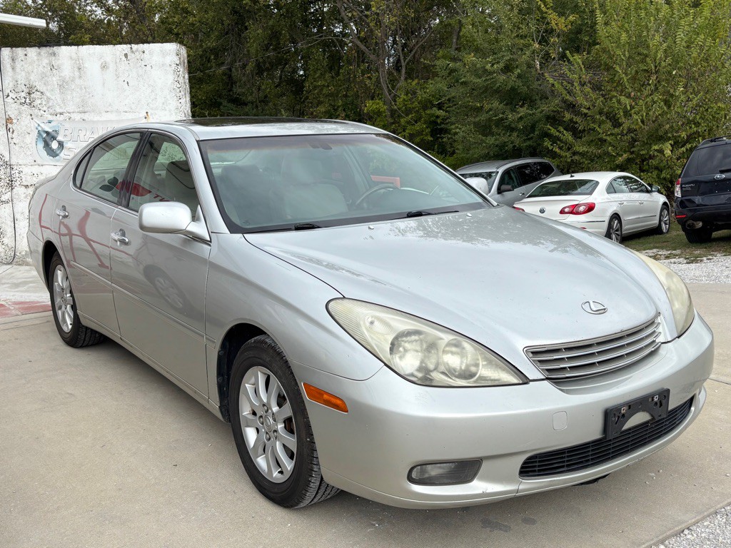 2002 Lexus ES Image 1