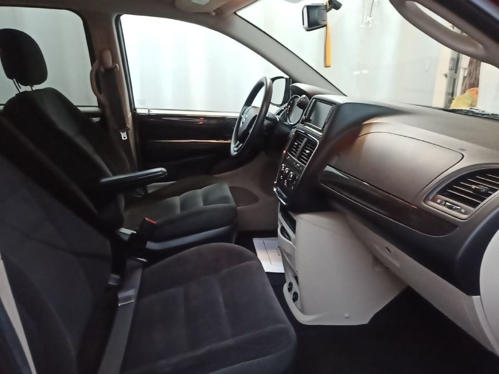 2018 Dodge Grand Caravan Image 7