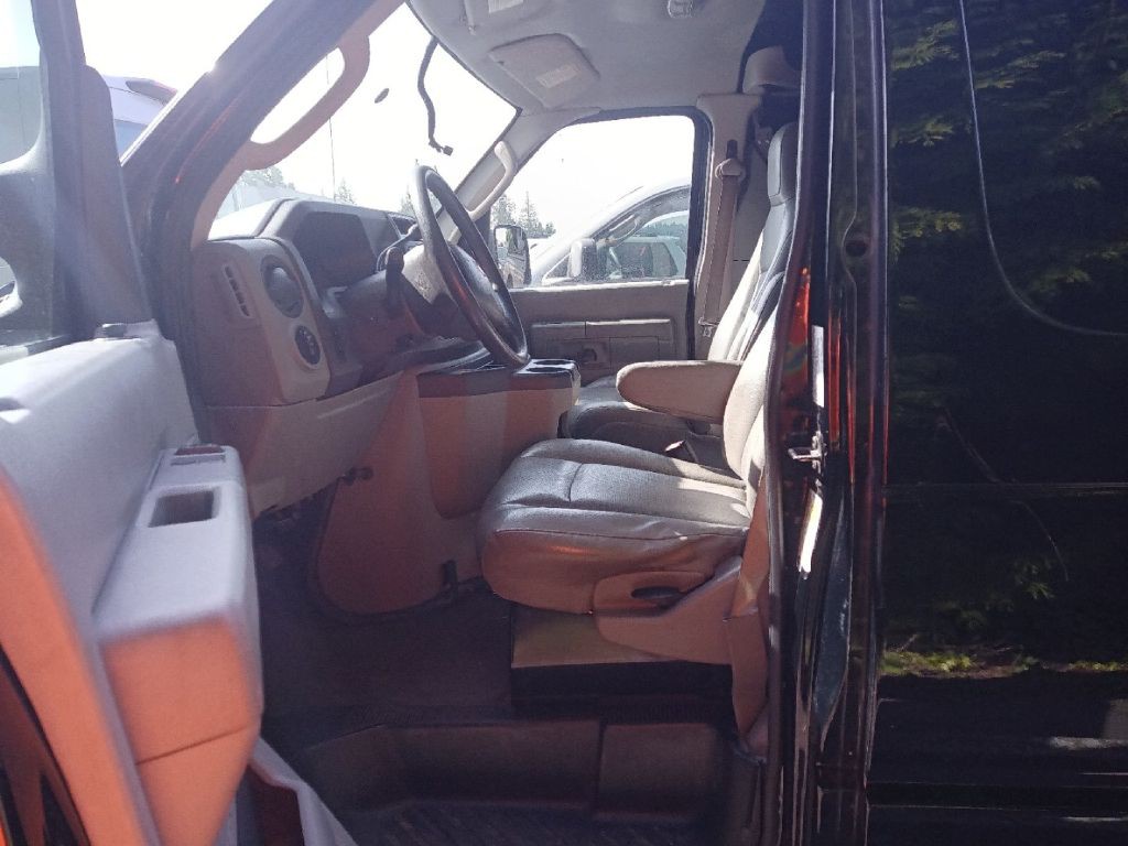 2013 Ford Econoline Image 7
