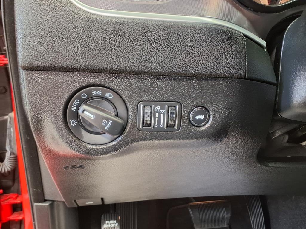 2019 Dodge Charger Image 16