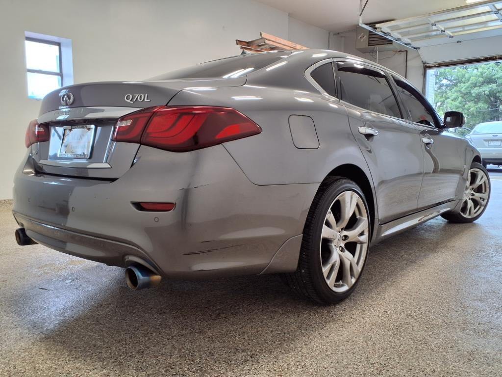 2018 INFINITI Q70 Image 3
