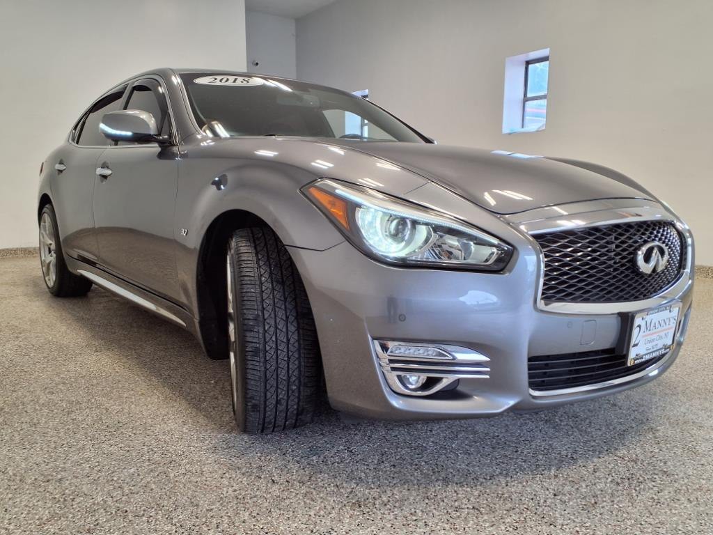 2018 INFINITI Q70 Image 4