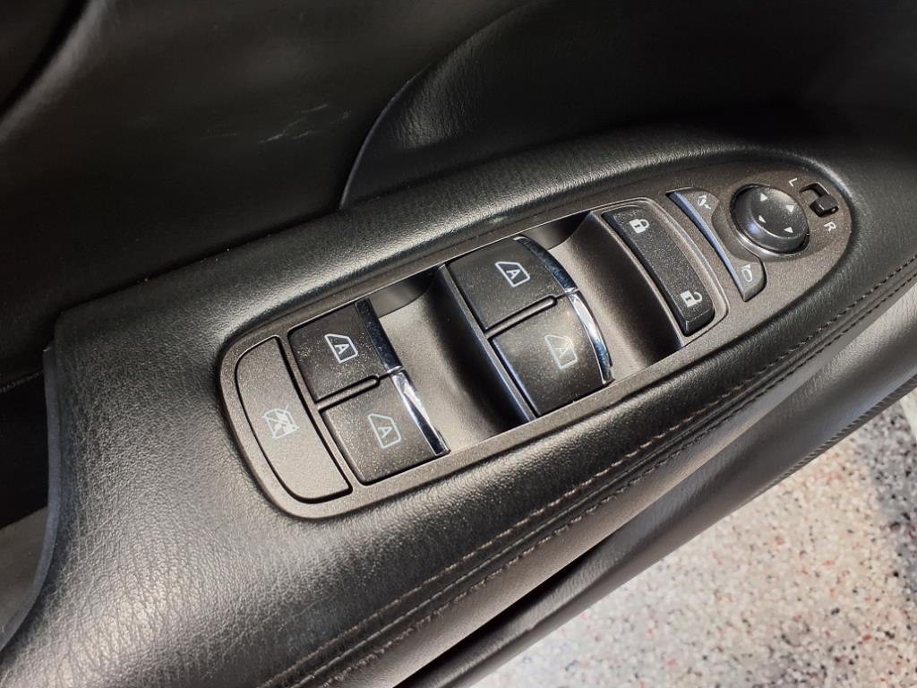 2018 INFINITI Q70 Image 15