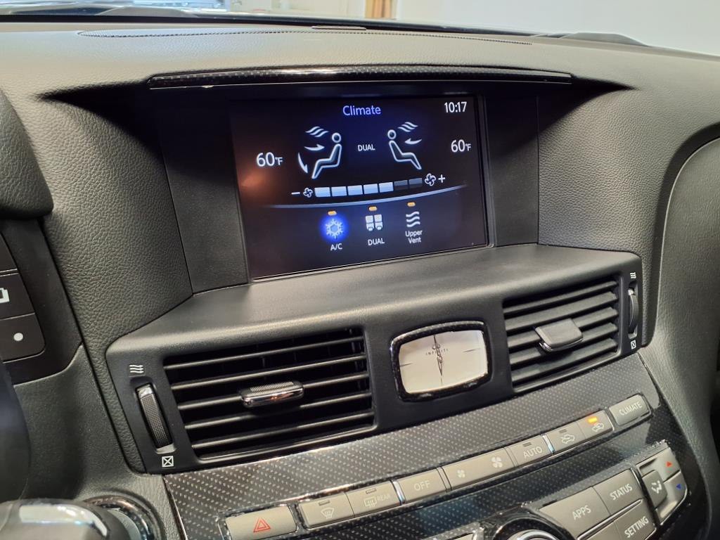 2018 INFINITI Q70 Image 21