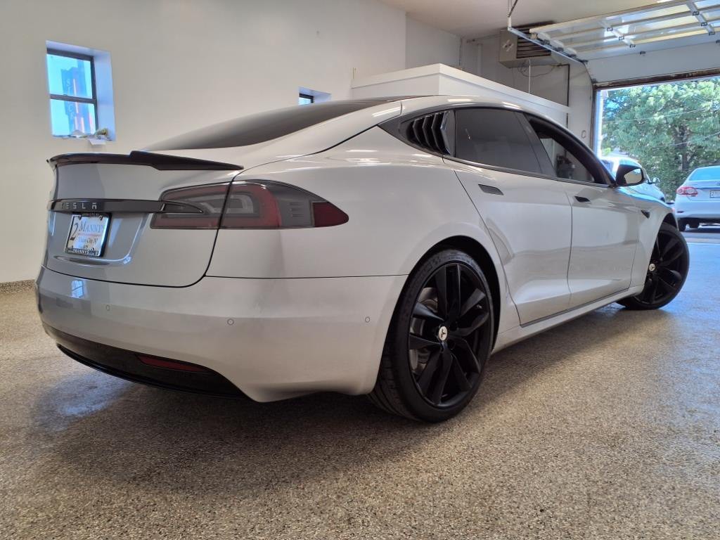 2017 Tesla Model S Image 3