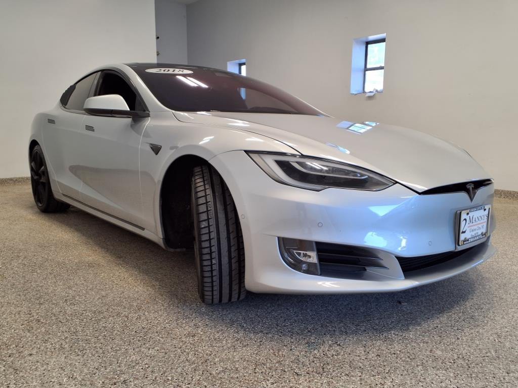 2017 Tesla Model S Image 4