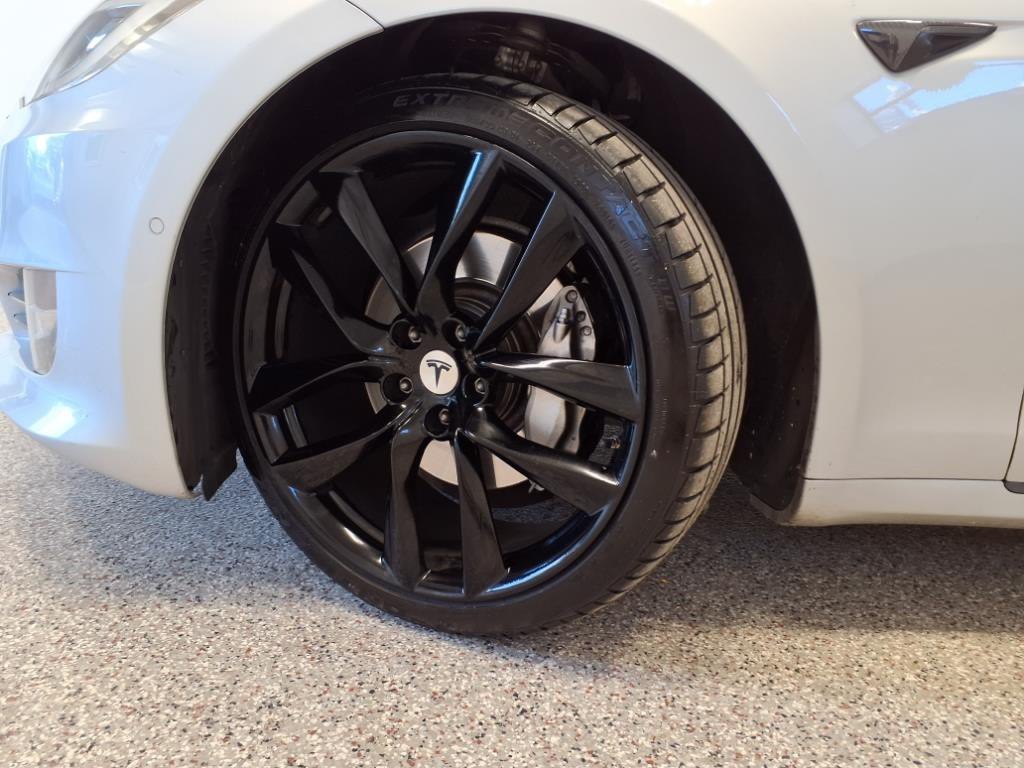 2017 Tesla Model S Image 6