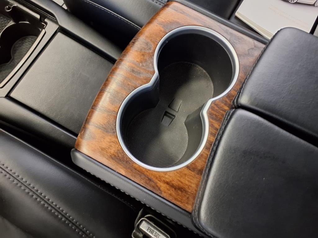 2017 Tesla Model S Image 15