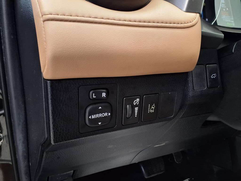 2016 Toyota Rav4 Image 17