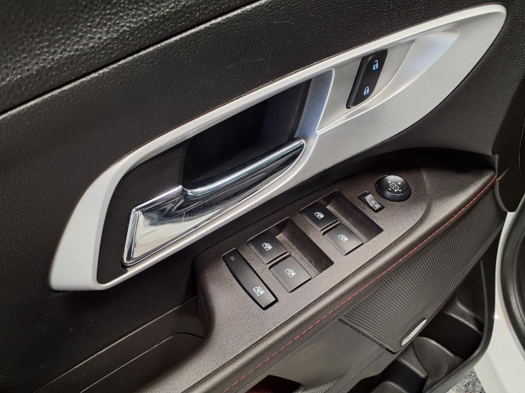 2015 Chevrolet Equinox Image 14