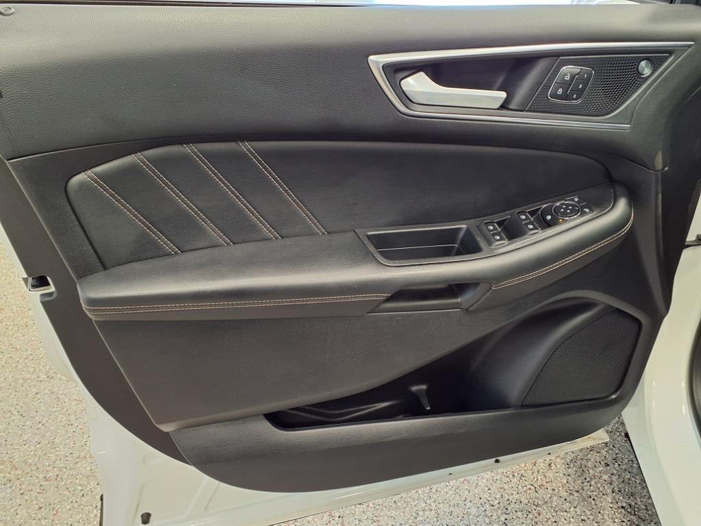 2021 Ford Edge Image 13