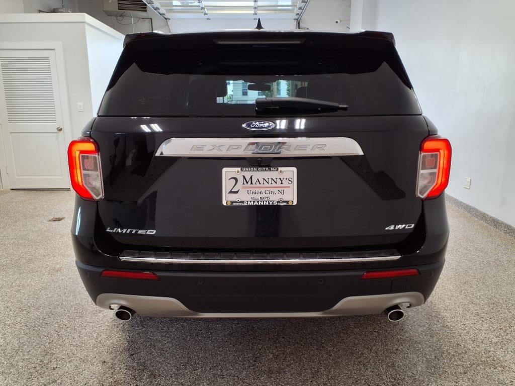 2021 Ford Explorer Image 3