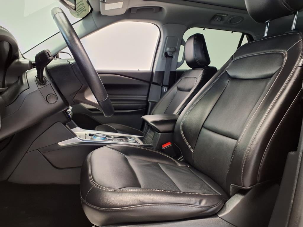 2021 Ford Explorer Image 16