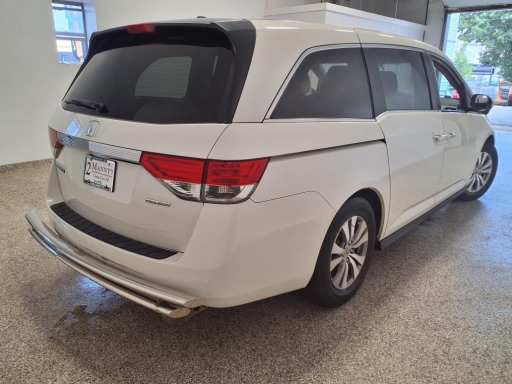 2016 Honda Odyssey Image 3