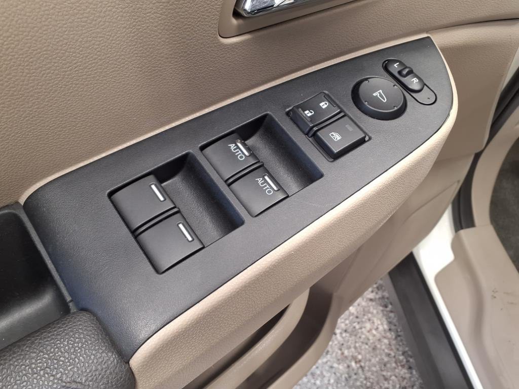 2016 Honda Odyssey Image 13