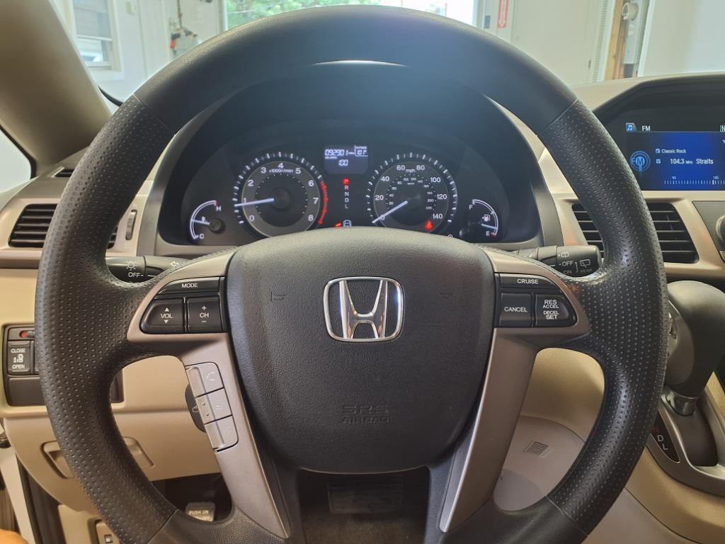 2016 Honda Odyssey Image 20