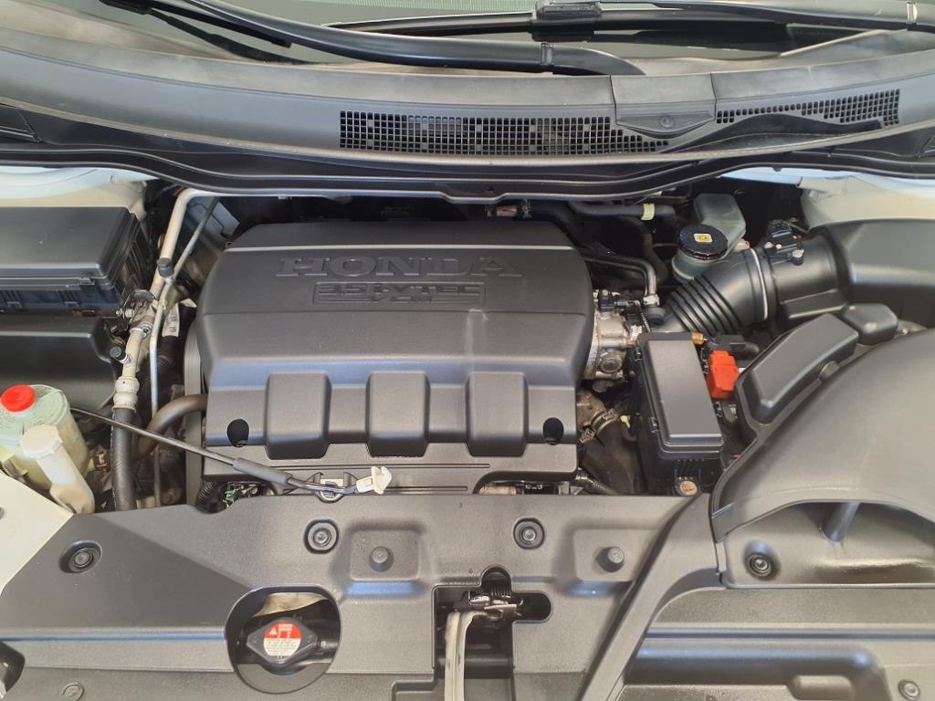 2016 Honda Odyssey Image 22