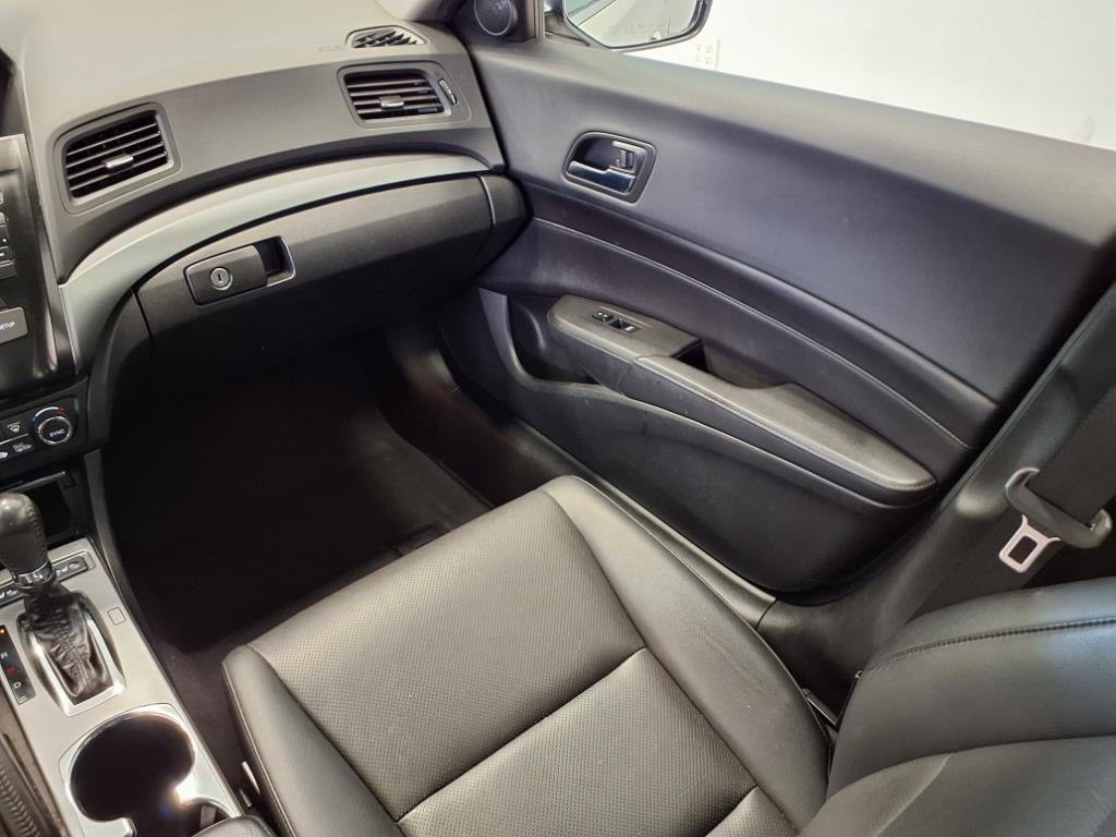 2014 Acura ILX Image 12