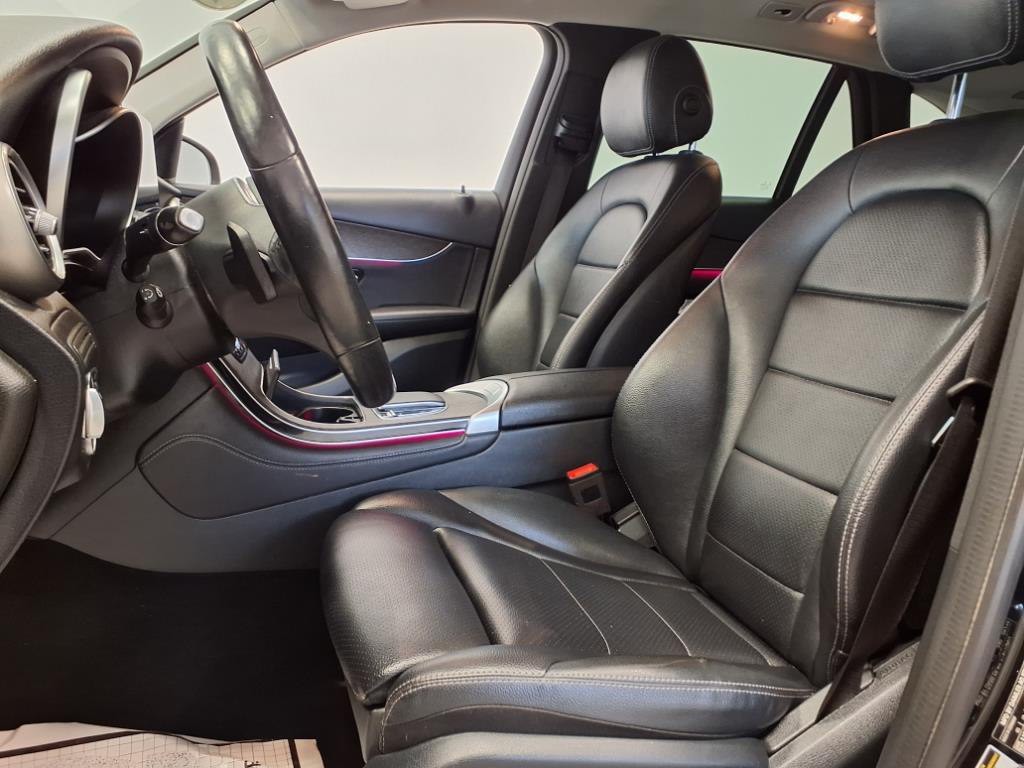 2020 Mercedes-Benz GLC-Class Image 14