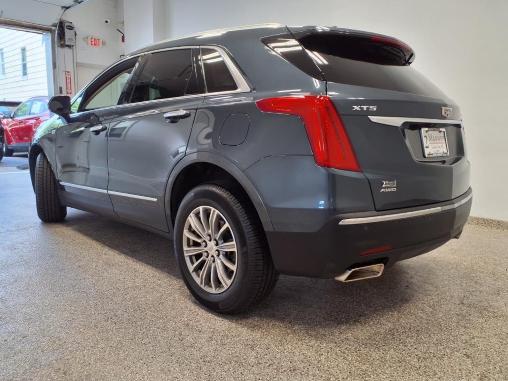 2019 Cadillac XT5 Image 2