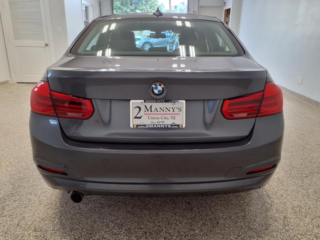 2016 BMW 3 Series Image 3