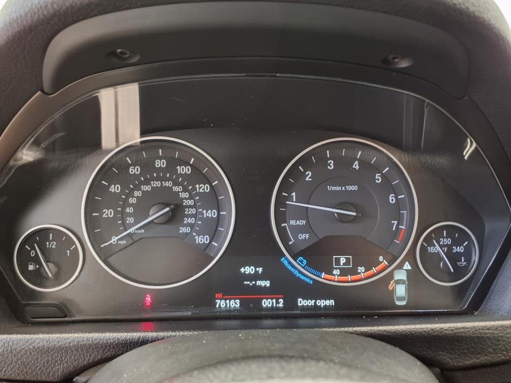 2016 BMW 3 Series Image 22