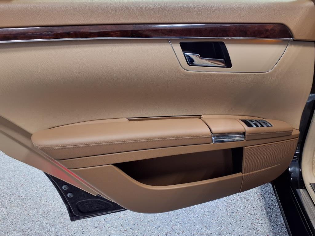 2008 Mercedes-Benz S-Class Image 9