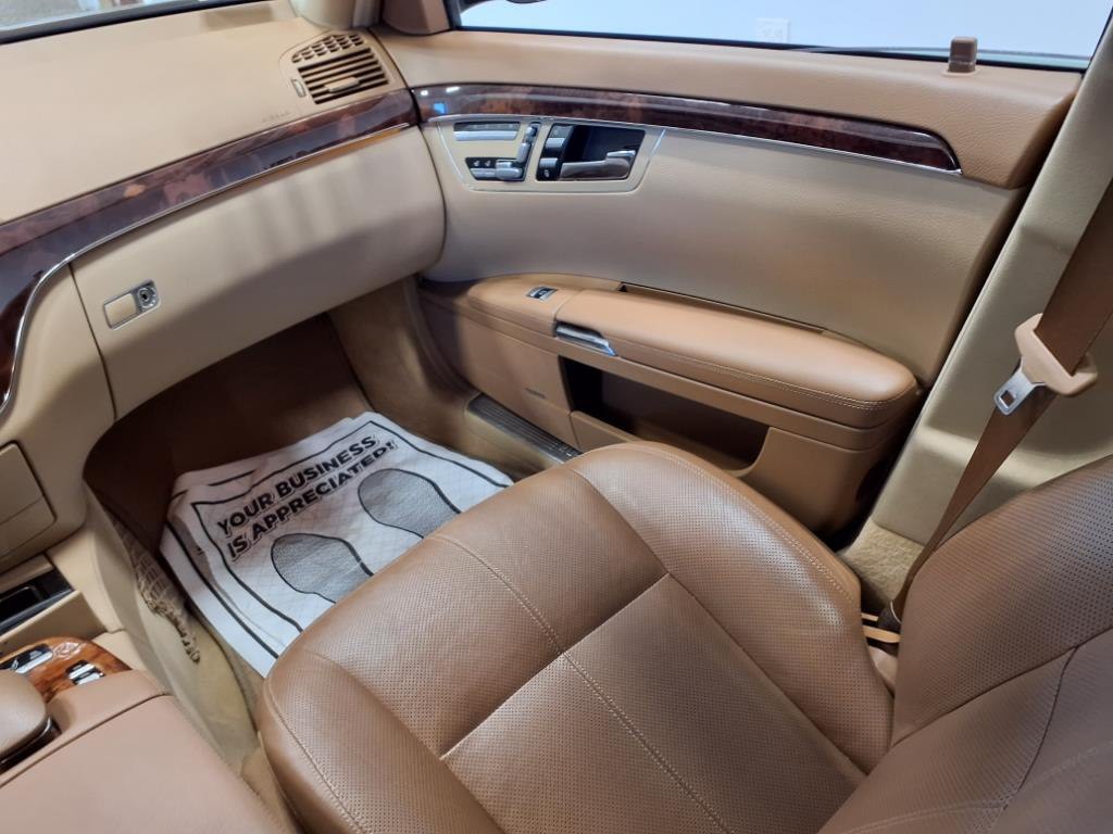 2008 Mercedes-Benz S-Class Image 12