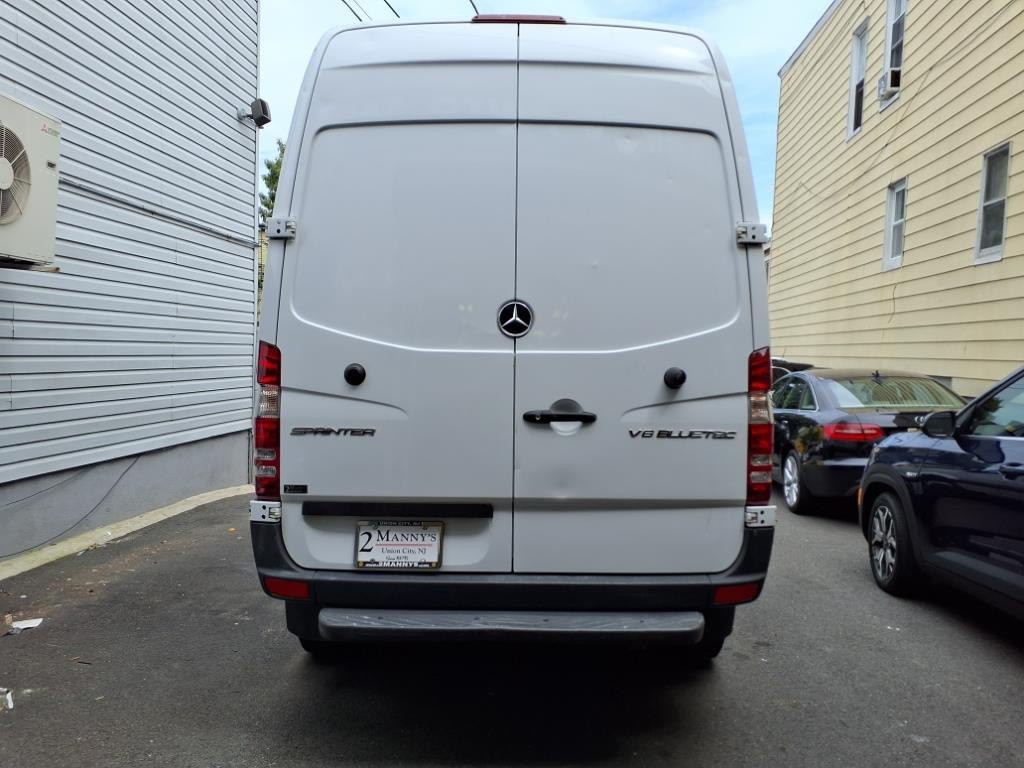 2015 Mercedes-Benz Sprinter Image 3