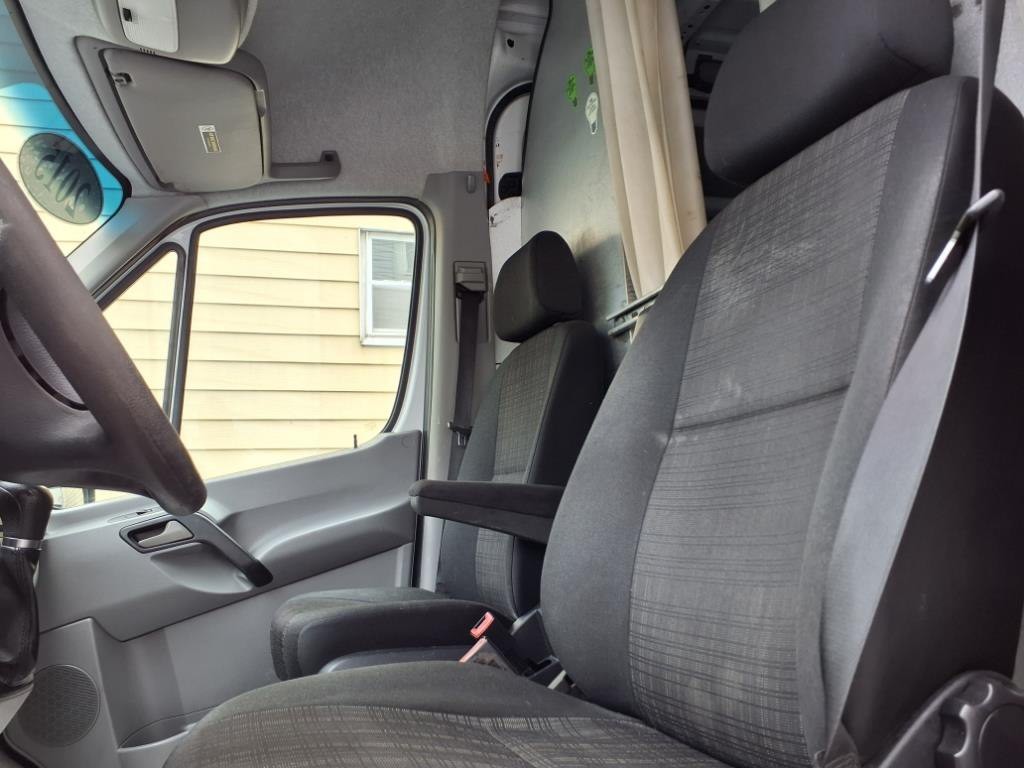 2015 Mercedes-Benz Sprinter Image 14