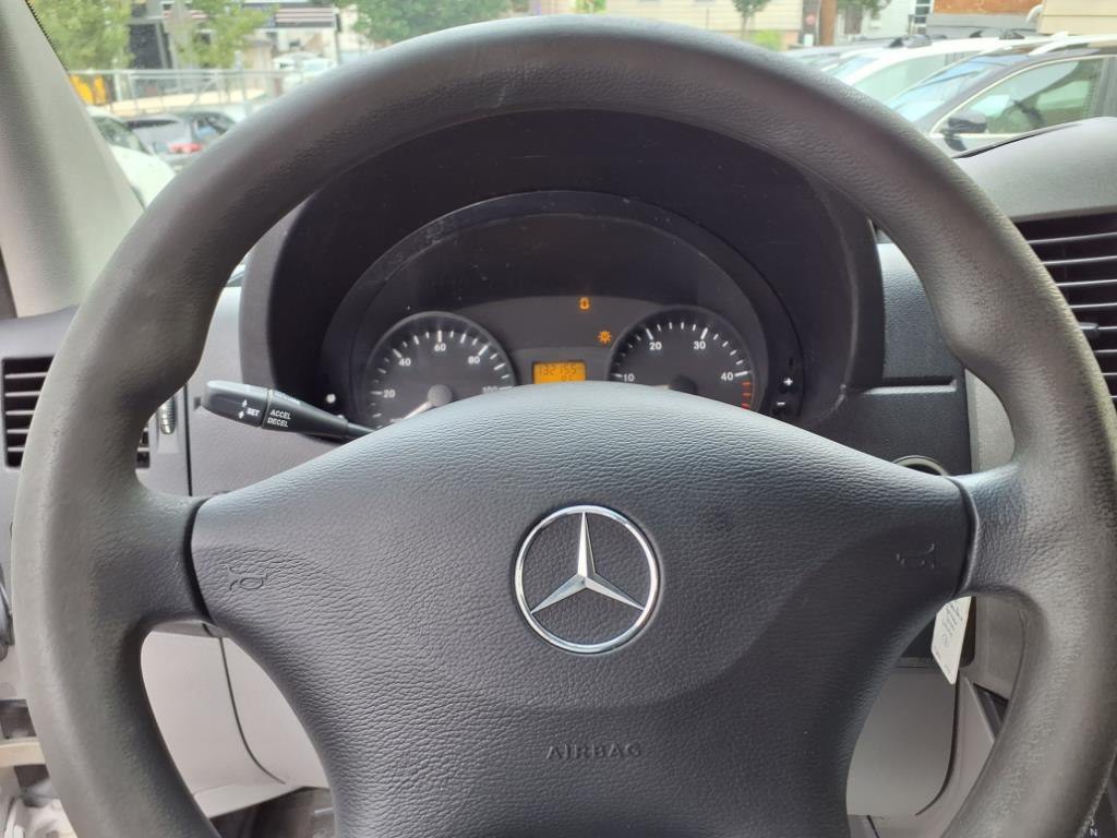 2015 Mercedes-Benz Sprinter Image 18