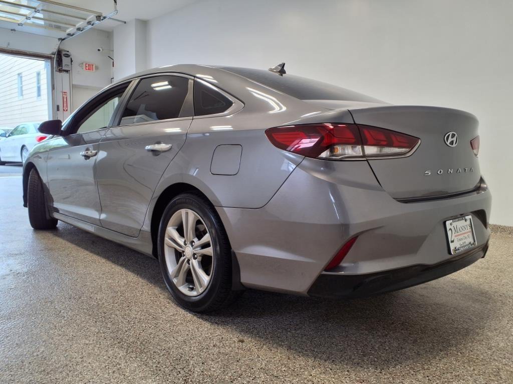 2018 Hyundai Sonata Image 2