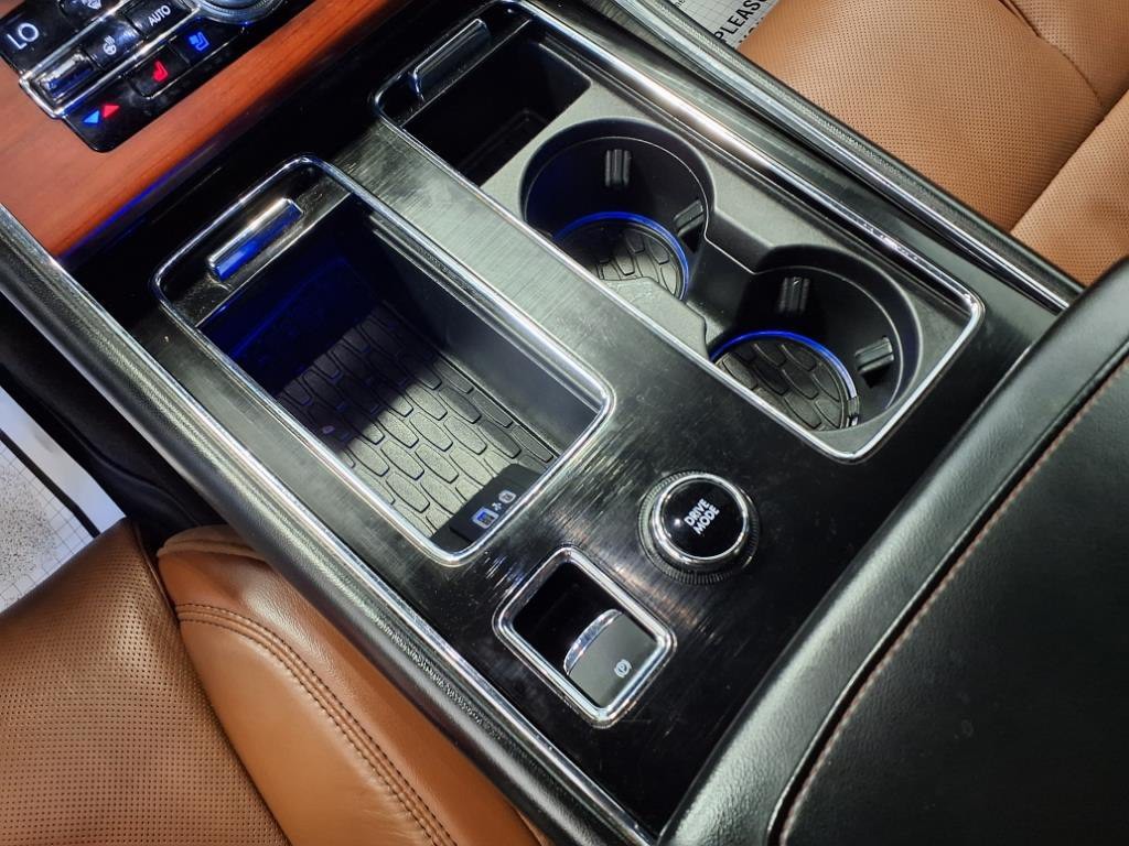 2020 Lincoln Aviator Image 17