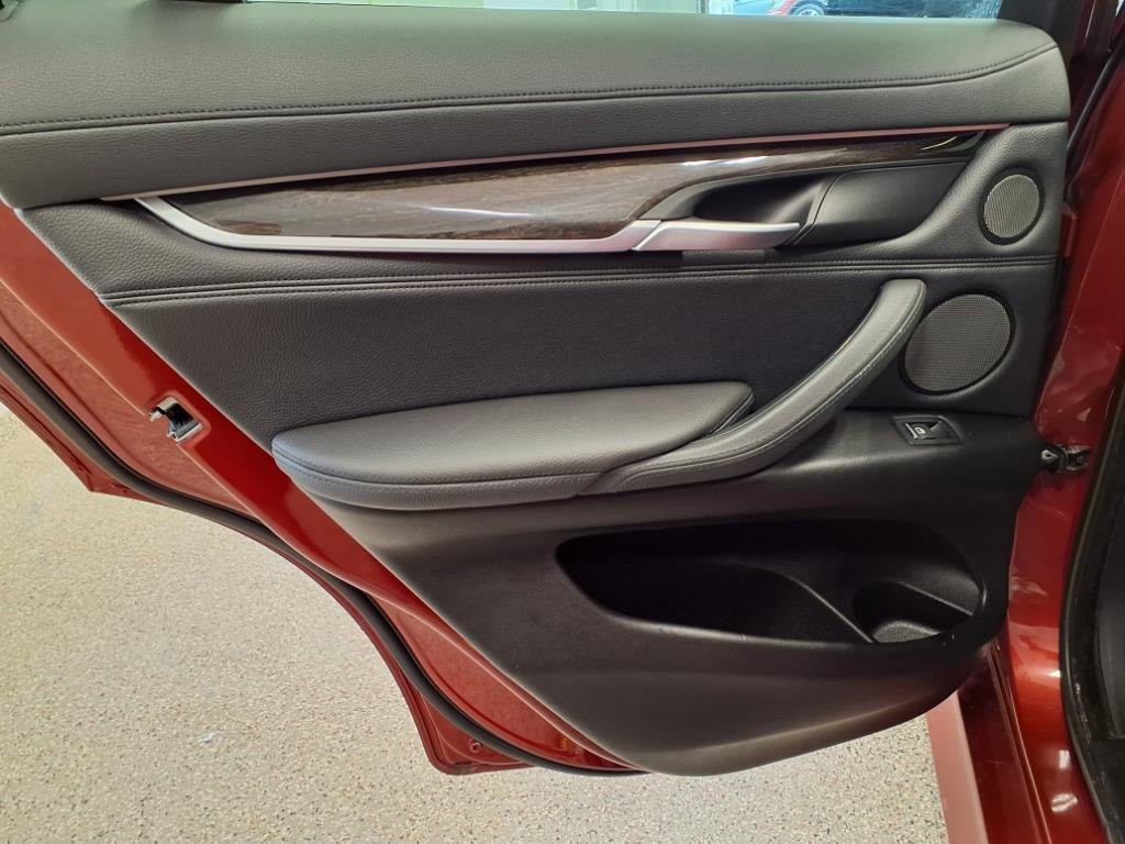 2016 BMW X6 Image 10