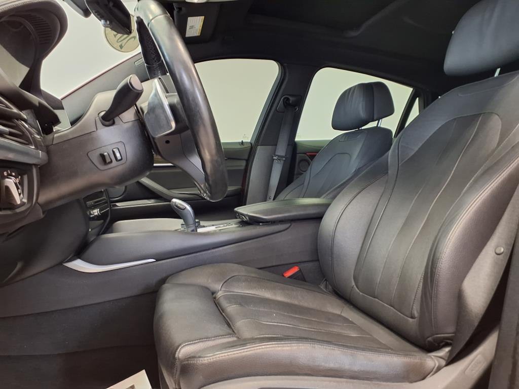 2016 BMW X6 Image 16