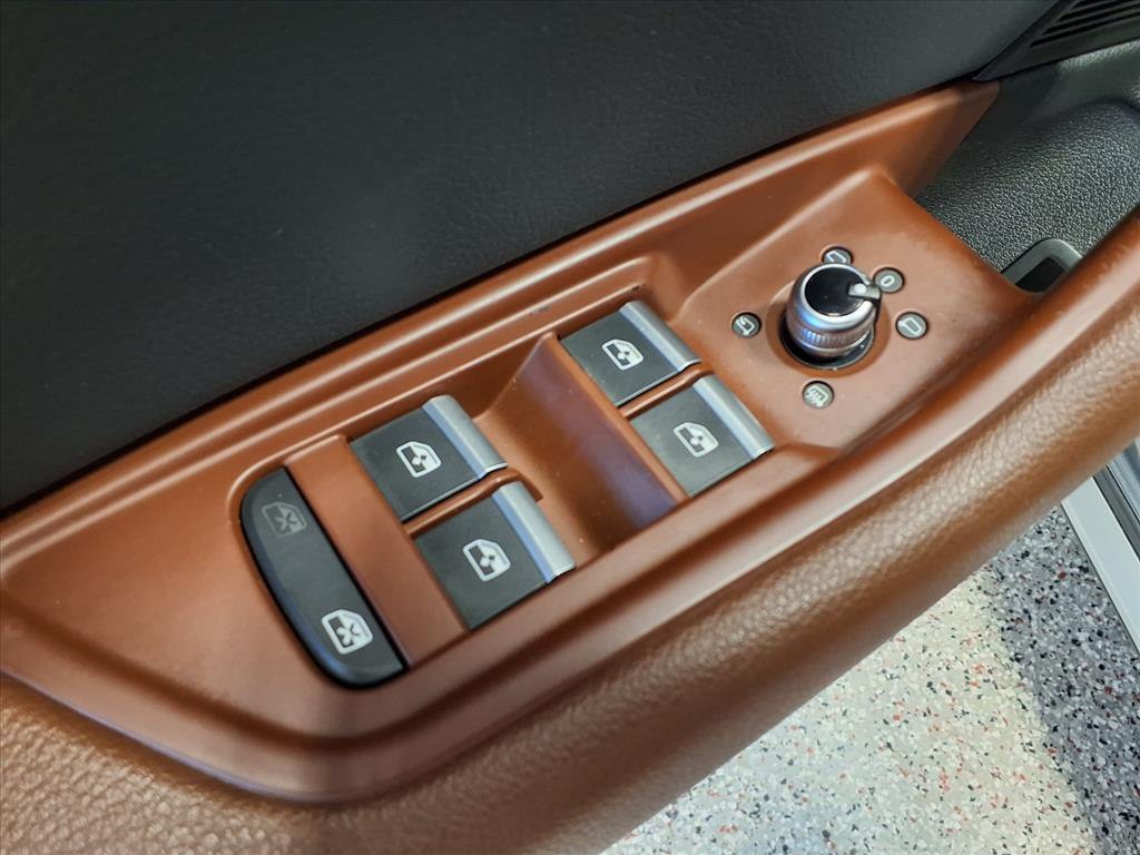 2017 Audi A4 Image 12