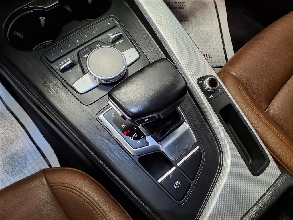 2017 Audi A4 Image 15
