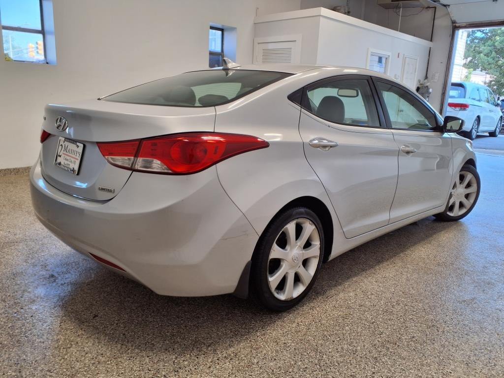 2013 Hyundai Elantra Image 4