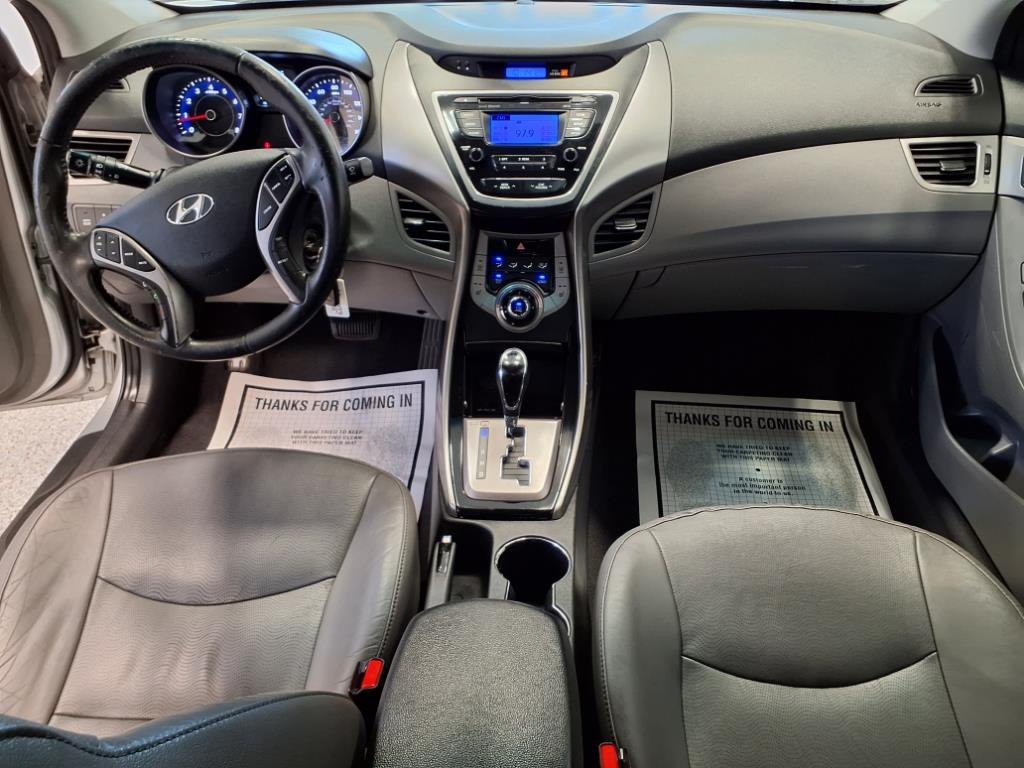 2013 Hyundai Elantra Image 10